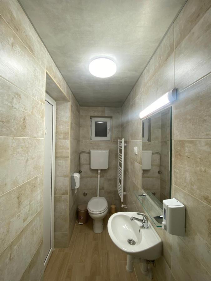 Villa Klara Νόβι Σαντ Εξωτερικό φωτογραφία